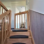 Traeumen Unter Reet By Interhome