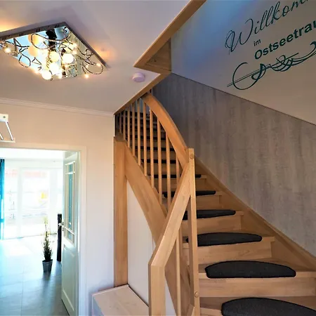 Traeumen Unter Reet By Interhome Tatil Evi