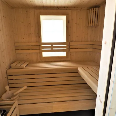 Traeumen Unter Reet By Interhome Rerik