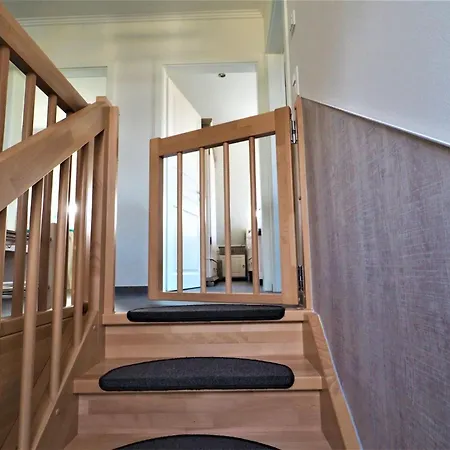 Traeumen Unter Reet By Interhome
