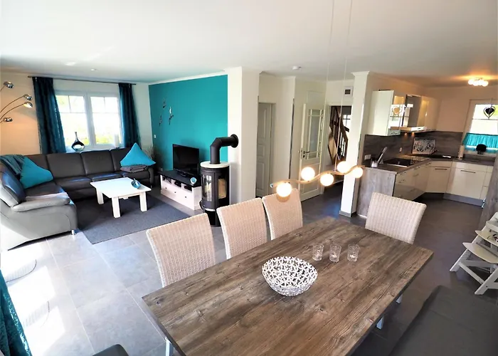 Tatil Evi Traeumen Unter Reet By Interhome Rerik