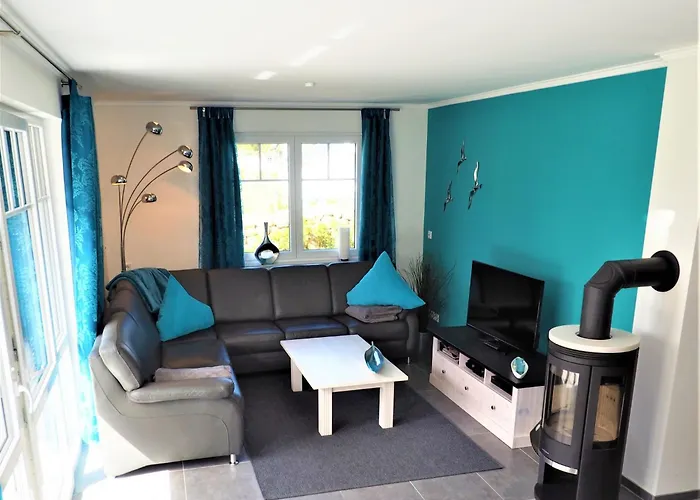 Traeumen Unter Reet By Interhome Tatil Evi Rerik