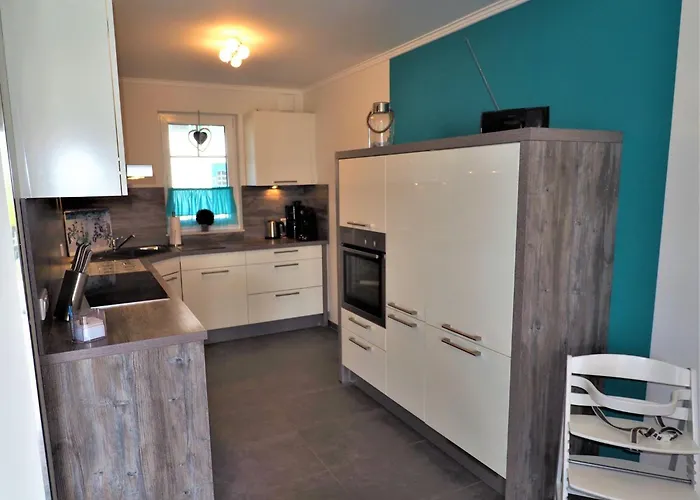 Tatil Evi Traeumen Unter Reet By Interhome