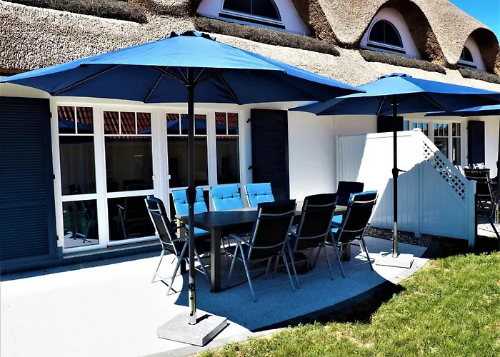 Tatil Evi Traeumen Unter Reet By Interhome *