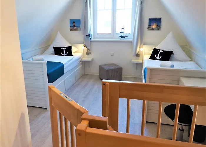 Traeumen Unter Reet By Interhome Tatil Evi *